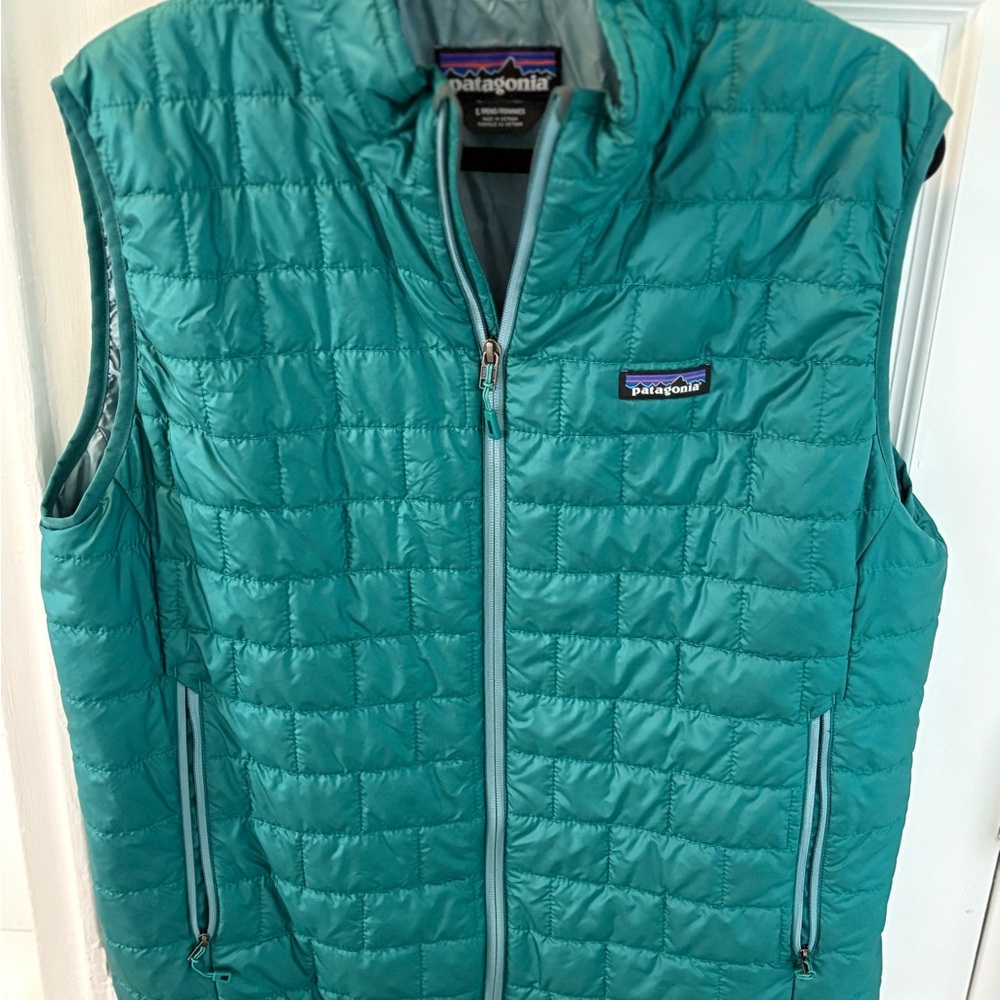 Patagonia Teal Nano Puff - Men’s Large